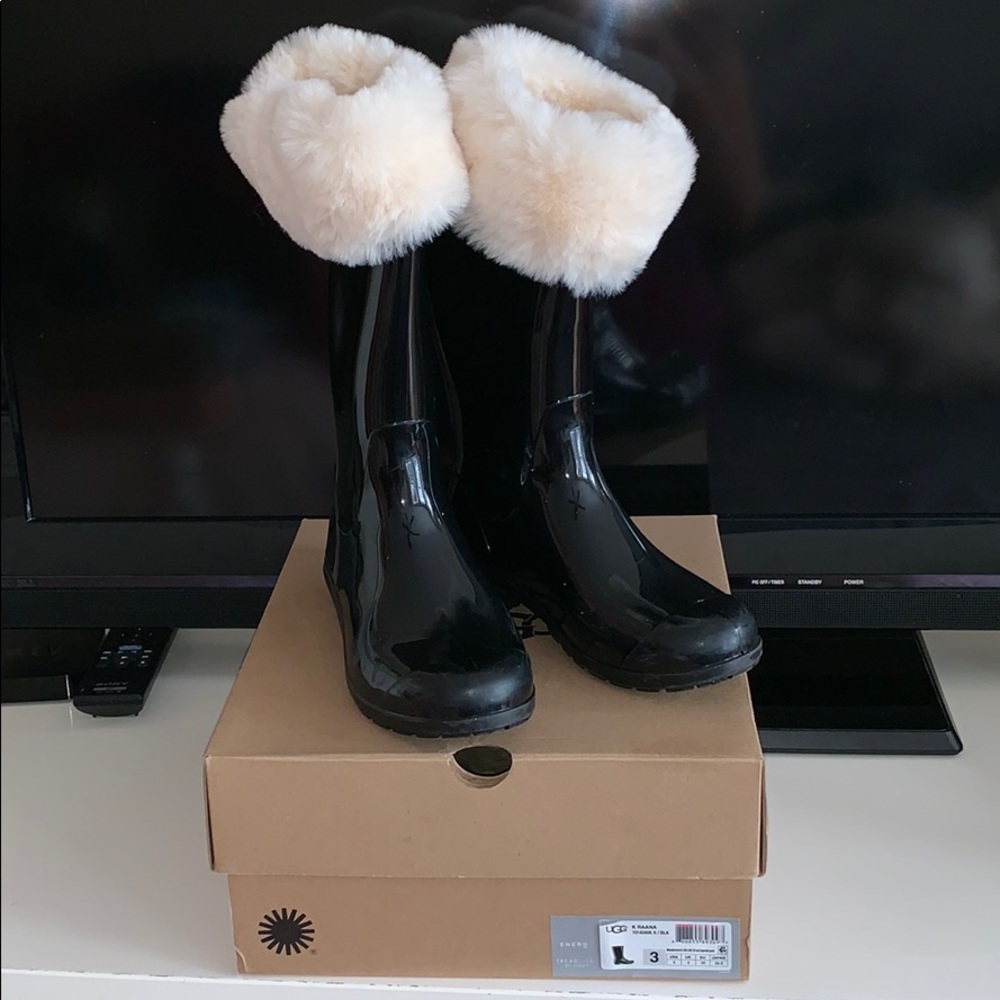 UGG RAANA RAIN BOOT w/FAUX FUR TALL SOCK